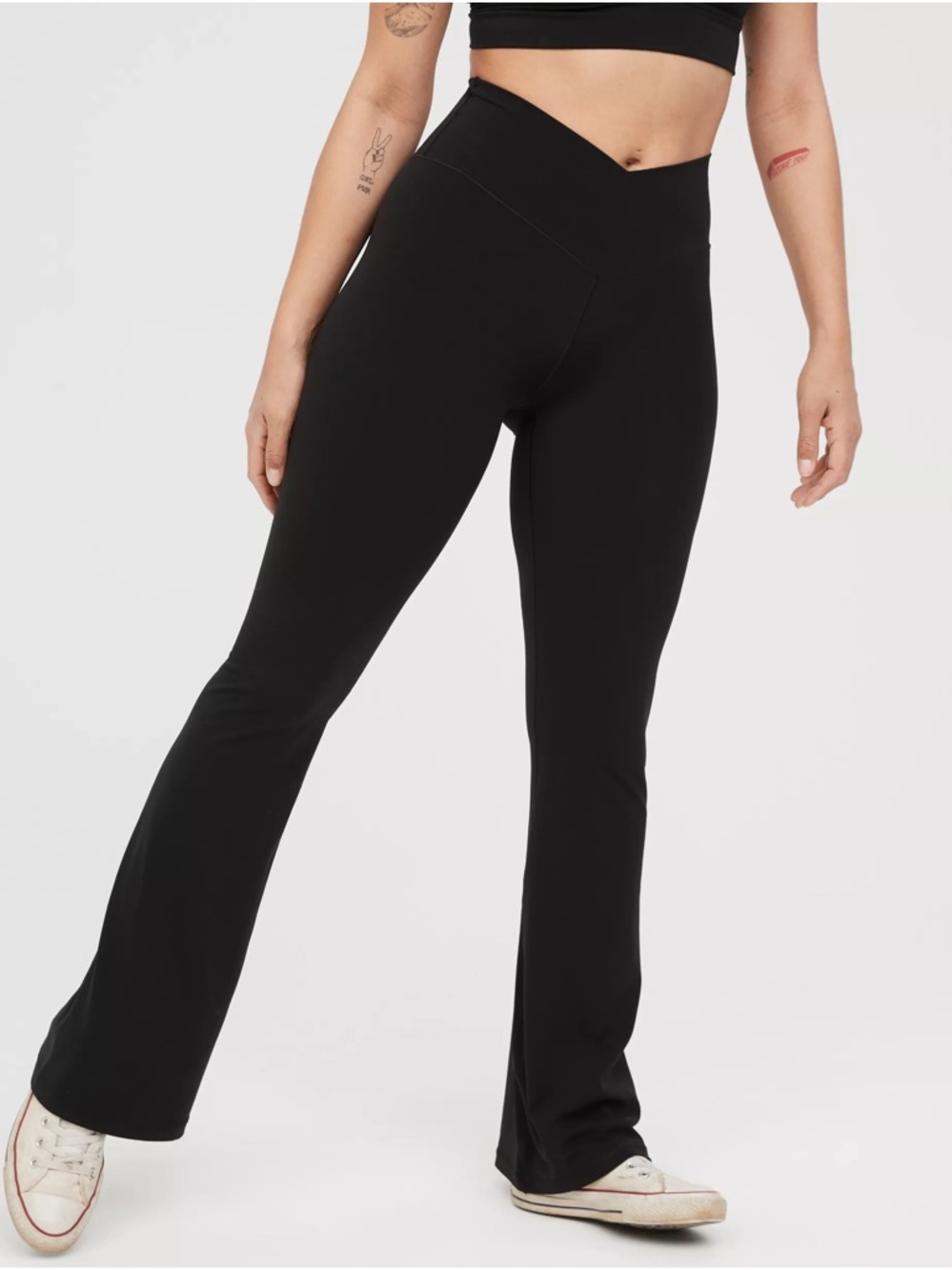 Aerie OFFLINE Real Me Crossover Flare Leggings NWT Black L Long